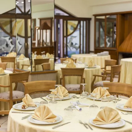 Calabrisella Otel 3*