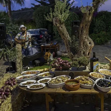 Hotell Calabrisella Ricadi